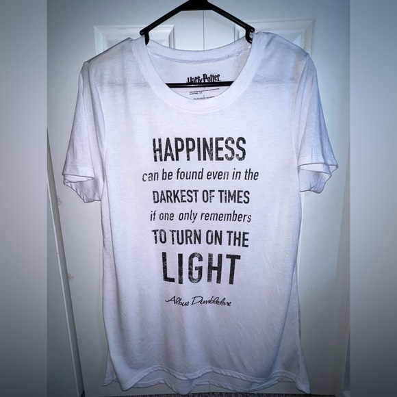 Harry Potter licensed tshirt sz Large - Picture 1 of 3